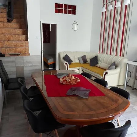 Corner Apartman 2 Apartment *