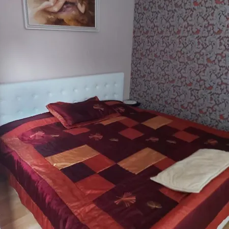 Corner Apartman 2 *